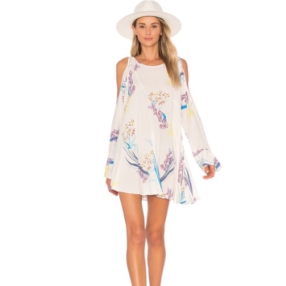 Free People Dresses & Skirts - Free People Clear Skies Floral Tunic in Neutral